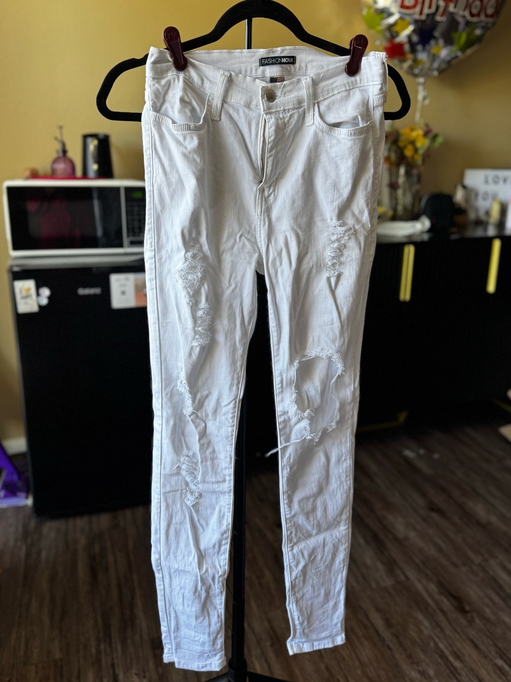 Fashion Nova White Ripped Skinny Jeans